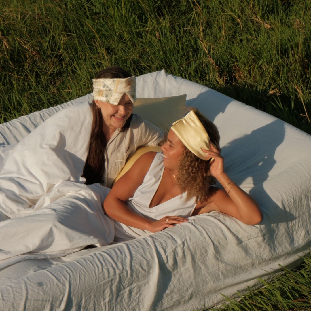 Deep Sleep Silk Eye Mask - Strands of Silk